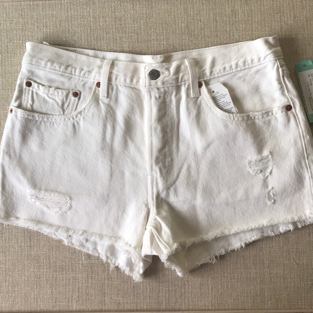 Levi’s Premium 501 Distressed Fray Hem Shorts